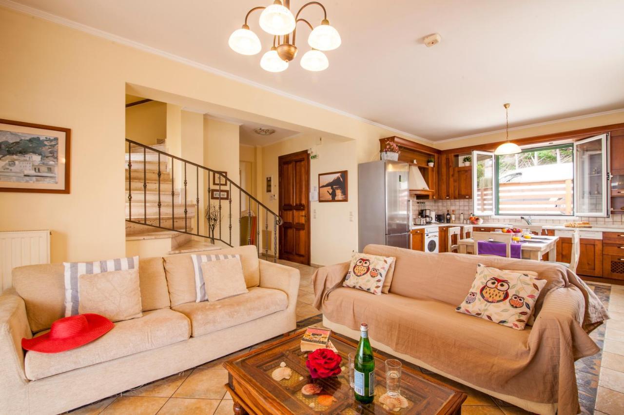 Beachfront Villa Victoras - With Private Beach Сідарі Екстер'єр фото