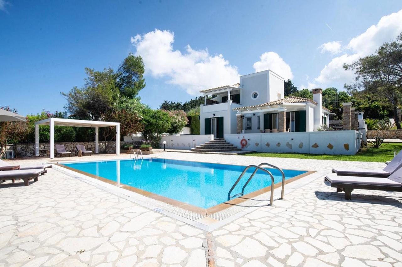 Beachfront Villa Victoras - With Private Beach Сідарі Екстер'єр фото
