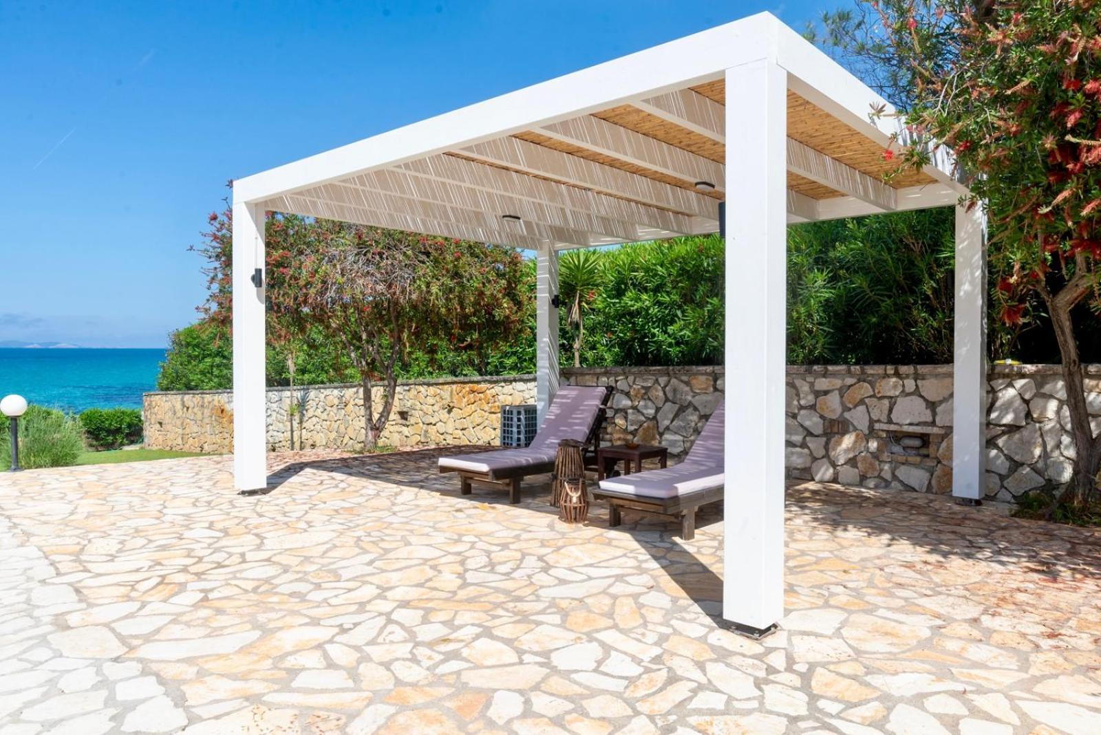 Beachfront Villa Victoras - With Private Beach Сідарі Екстер'єр фото